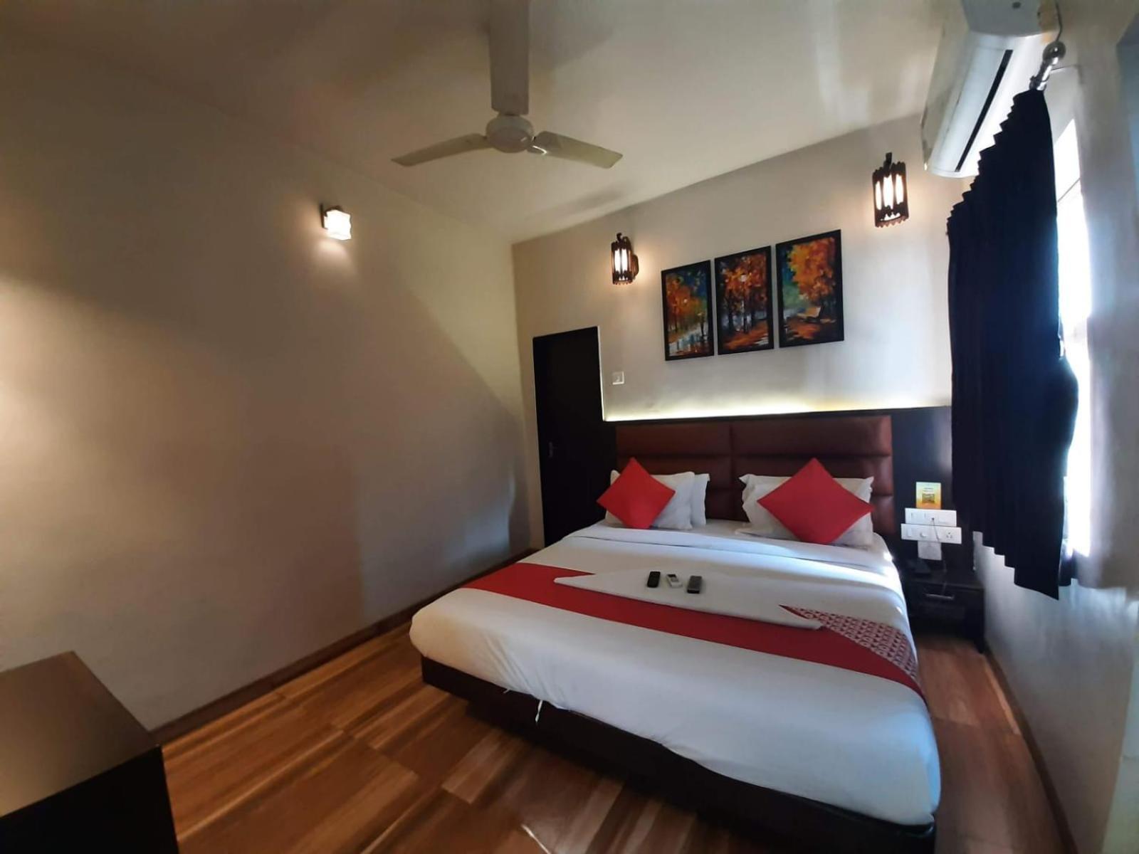 Hotel Saikripa Imperial Даман Экстерьер фото